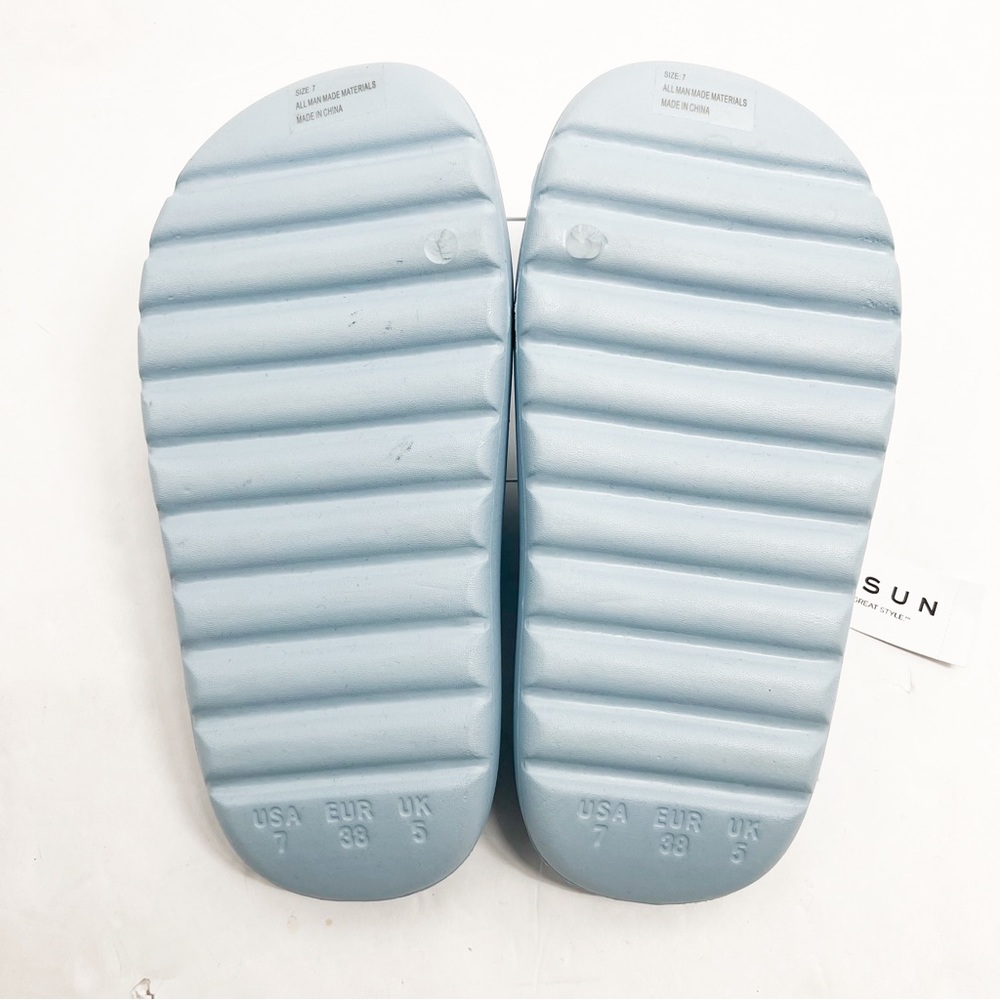 PacSun Women's Lugged Platform Slide Sandals - Picture 11 of 12